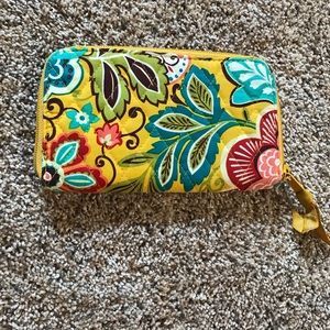 Vera Bradley Provençal wristlet